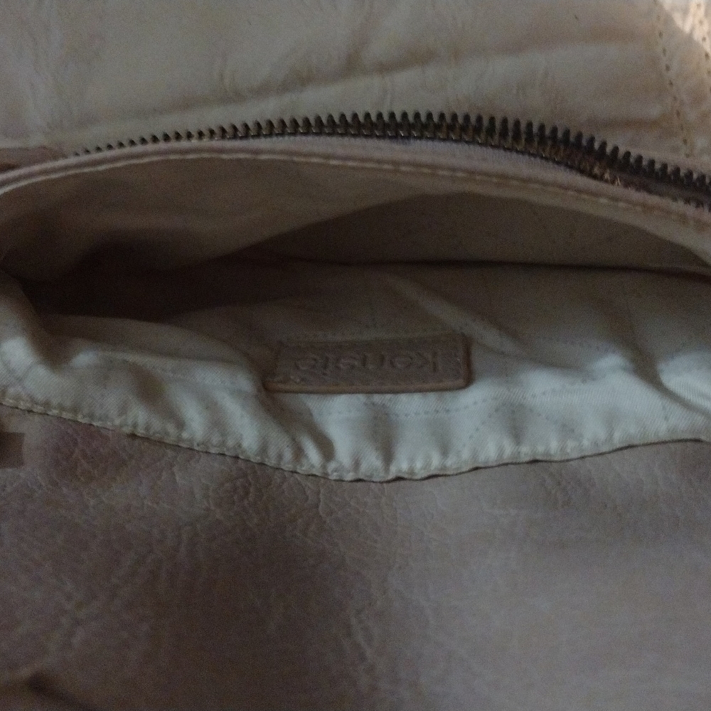 Wristlet/wallet - Picture 4 of 6